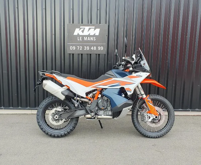 890 ADVENTURE R 2025