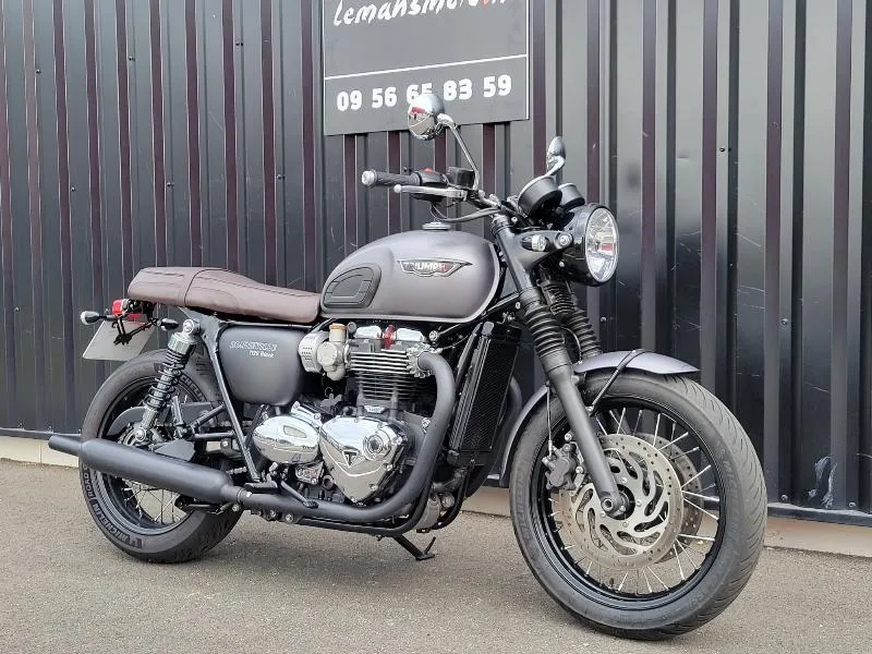 Bonneville T120 Black