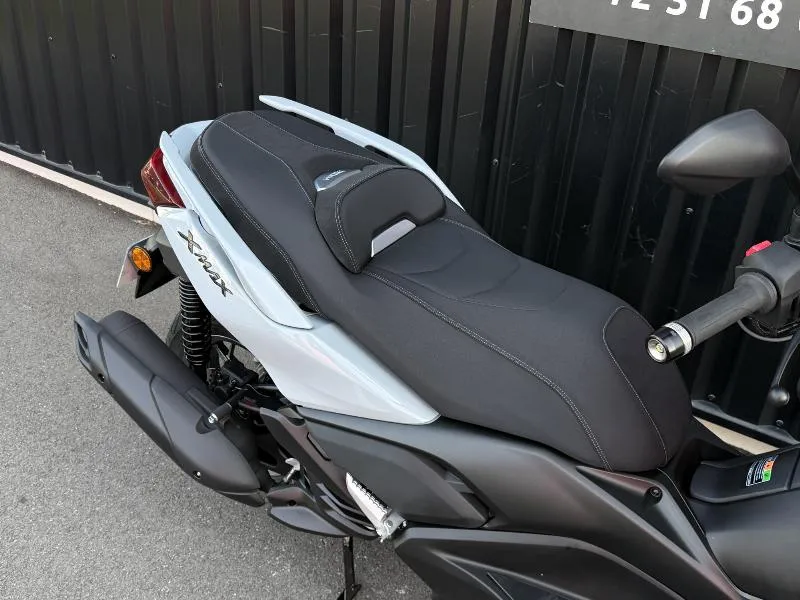 XMAX 125 TECH MAX