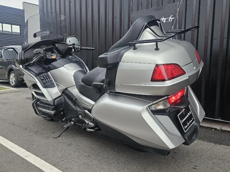 GL1800 GOLDWING