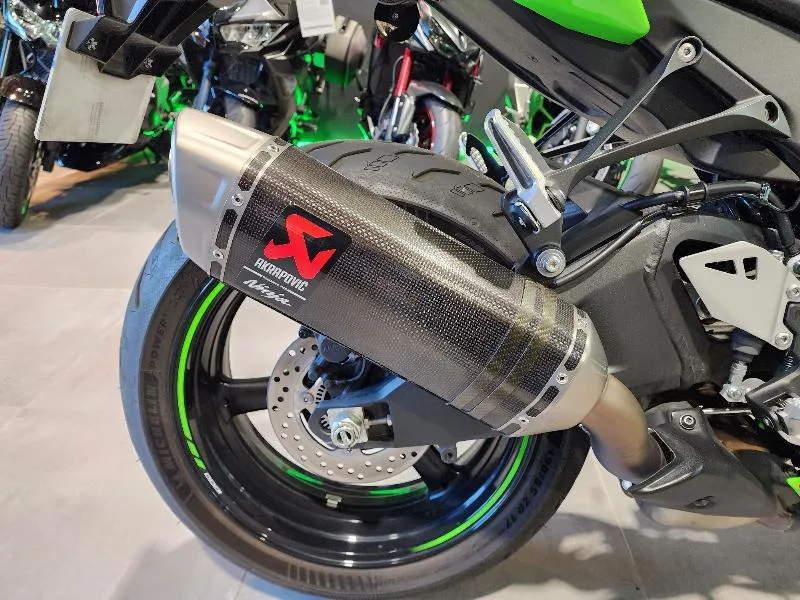 ZX10R