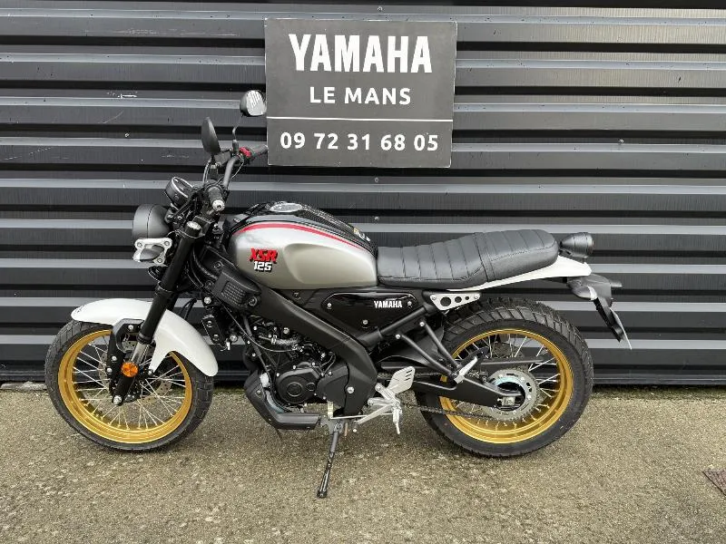XSR 125 Legacy