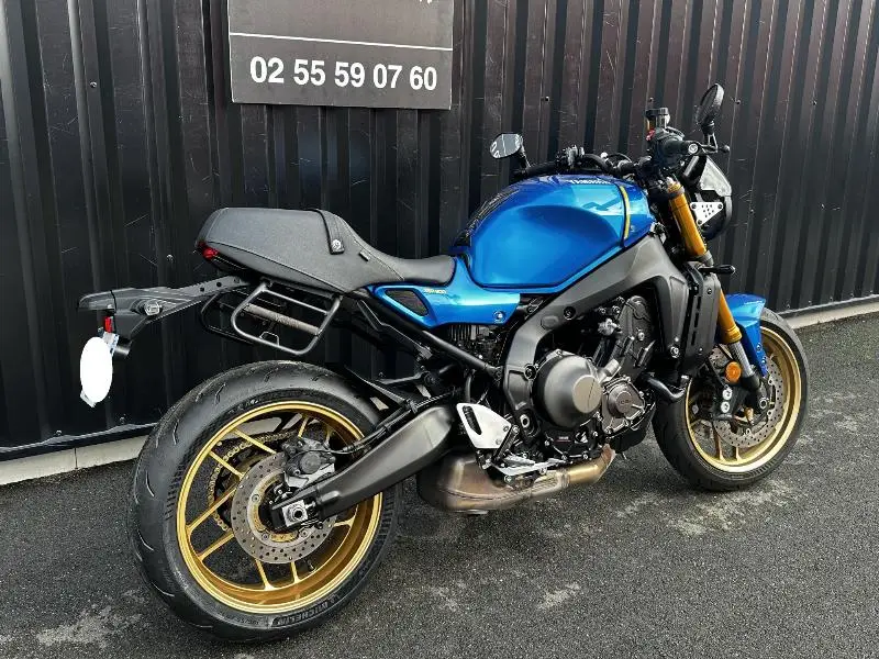 XSR 900