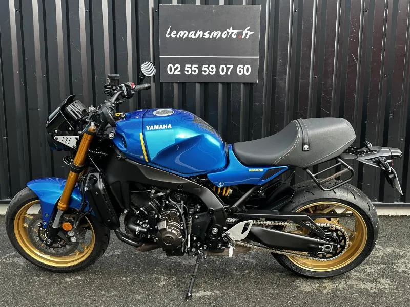 XSR 900