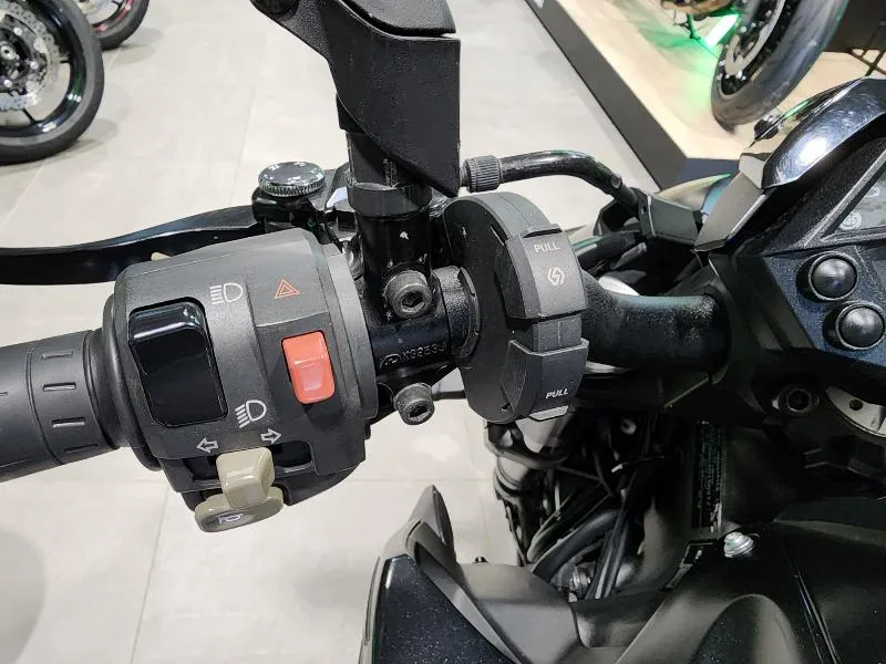 Z 1000