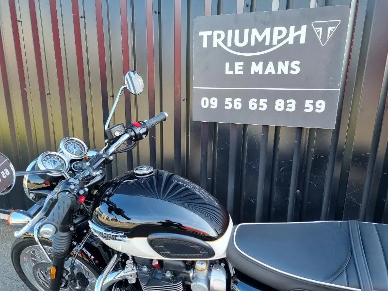 BONNEVILLE T120
