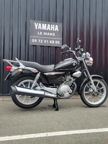 YBR 125 CUSTOM 2015