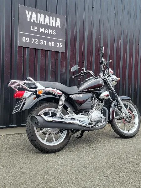 YBR 125 CUSTOM