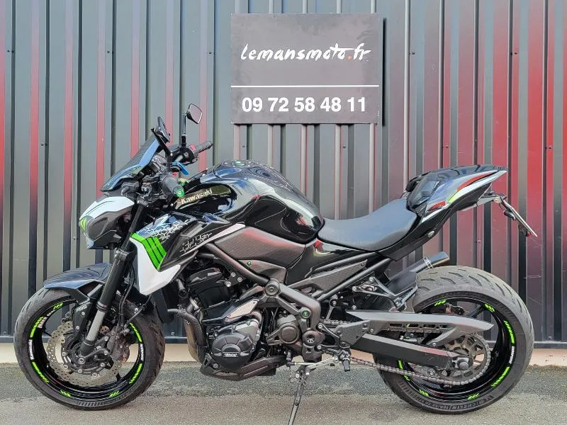 Z 900