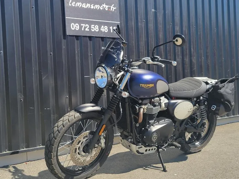 STREET SCRAMBLER  900