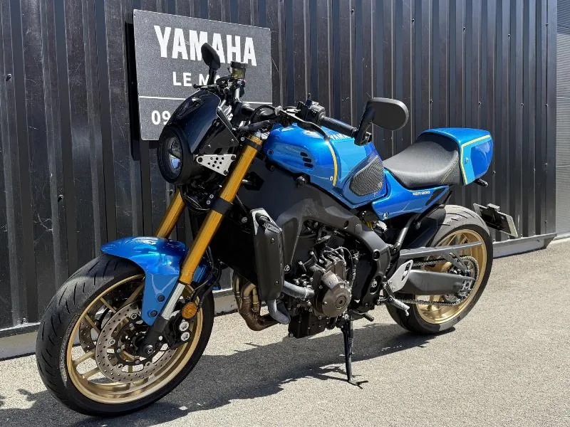 XSR 900