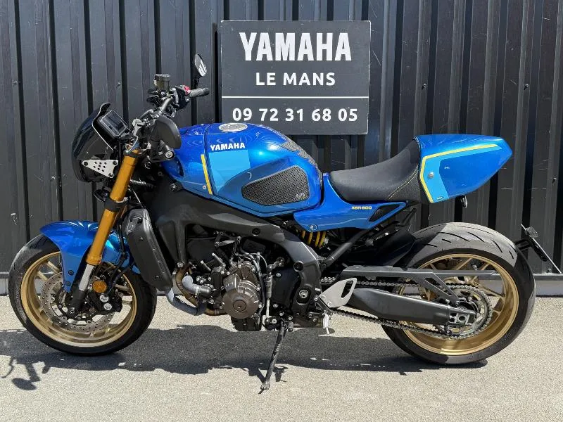 XSR 900