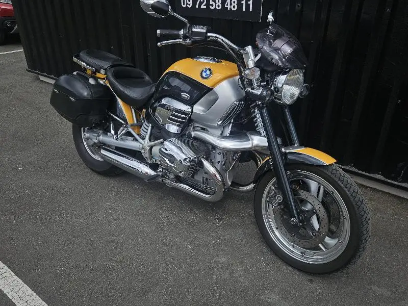 R 1200 C