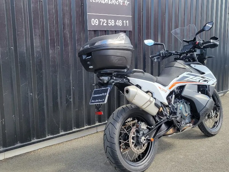 790 ADVENTURE