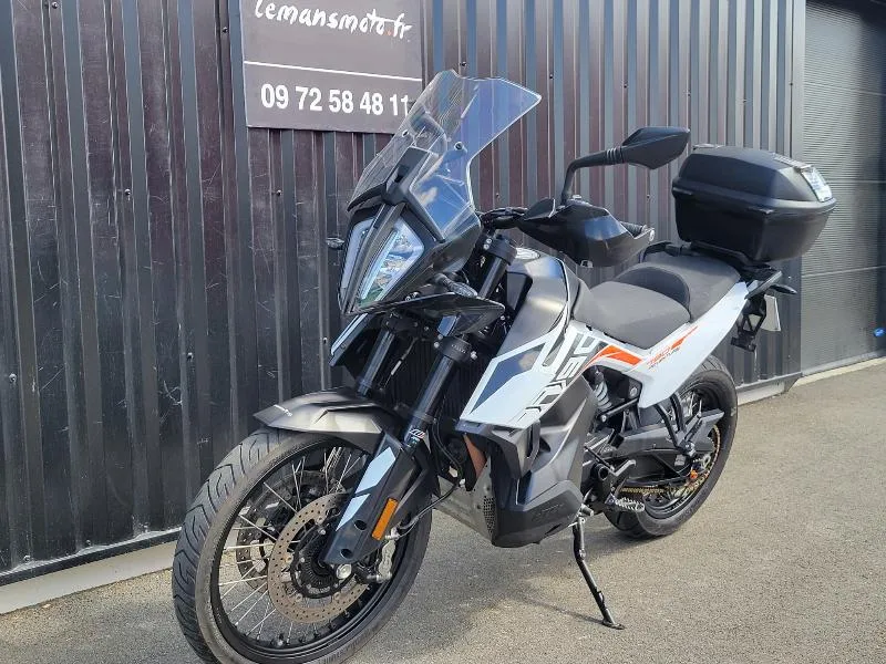 790 ADVENTURE