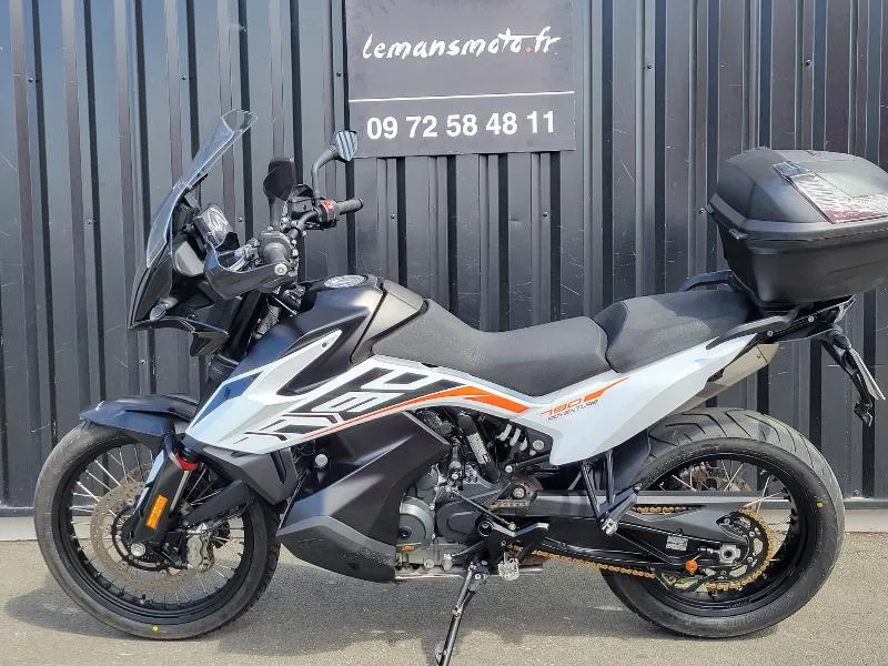 790 ADVENTURE