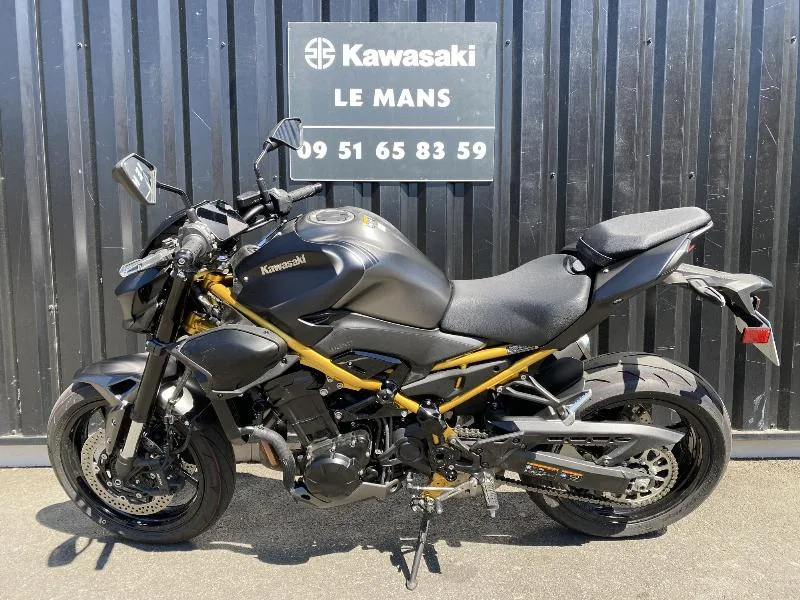 Z 900