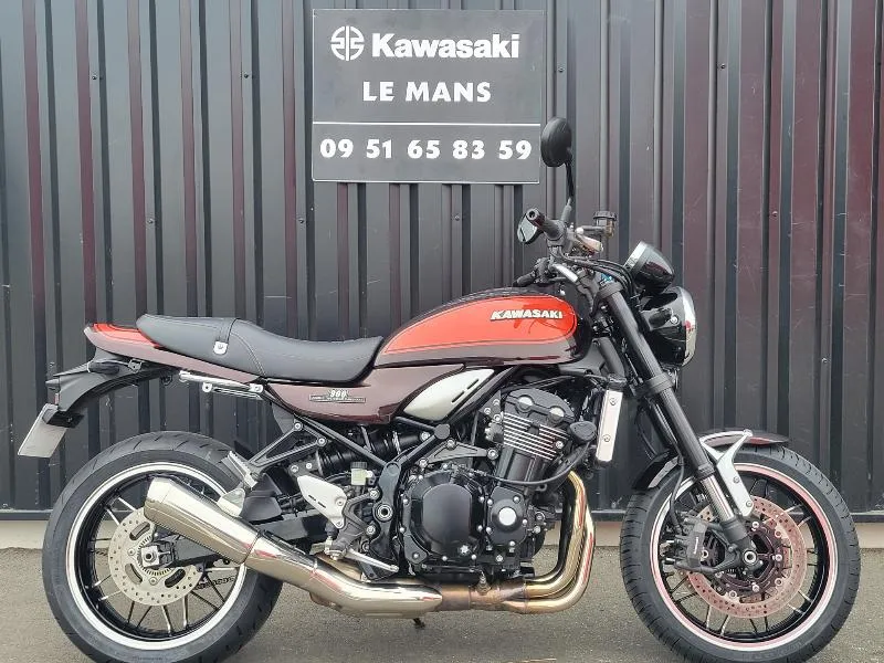 Z 900