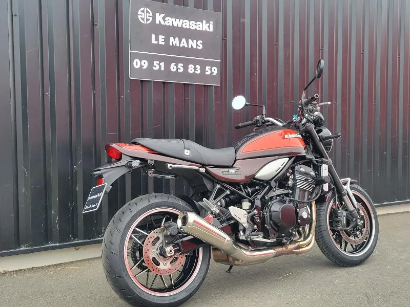 Z 900