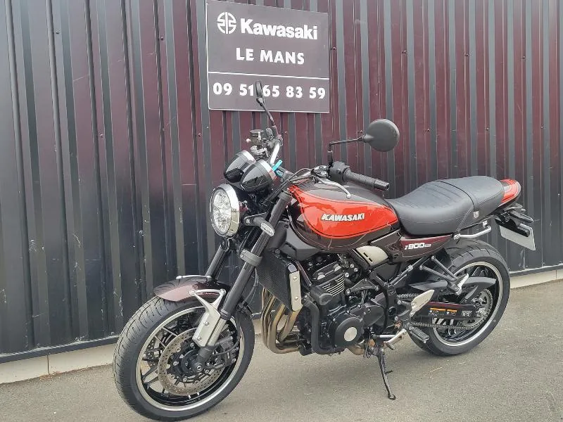 Z 900
