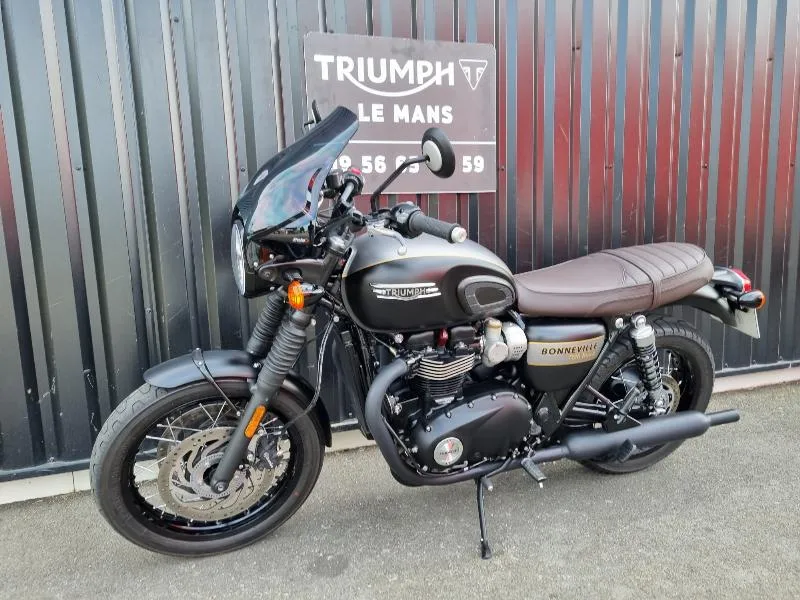 BONNEVILLE T120 Black GOLD LINE Edition