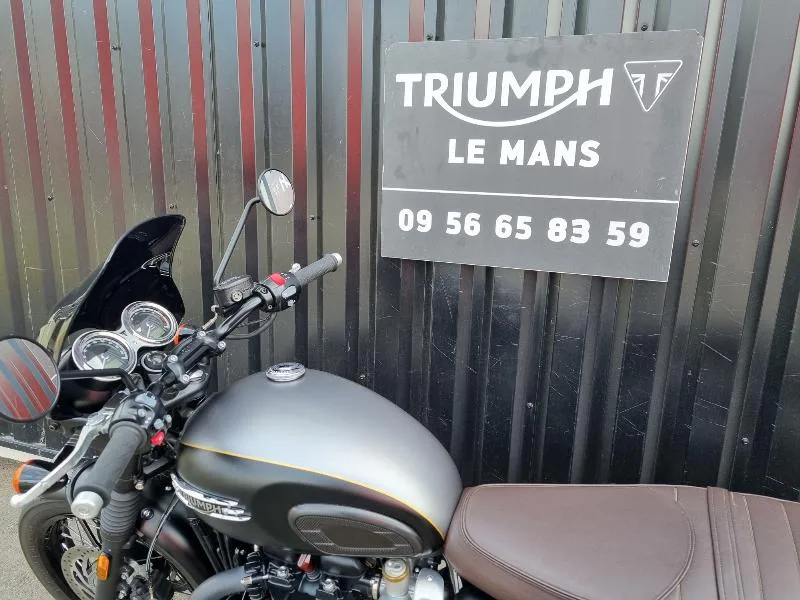 BONNEVILLE T120 Black GOLD LINE Edition