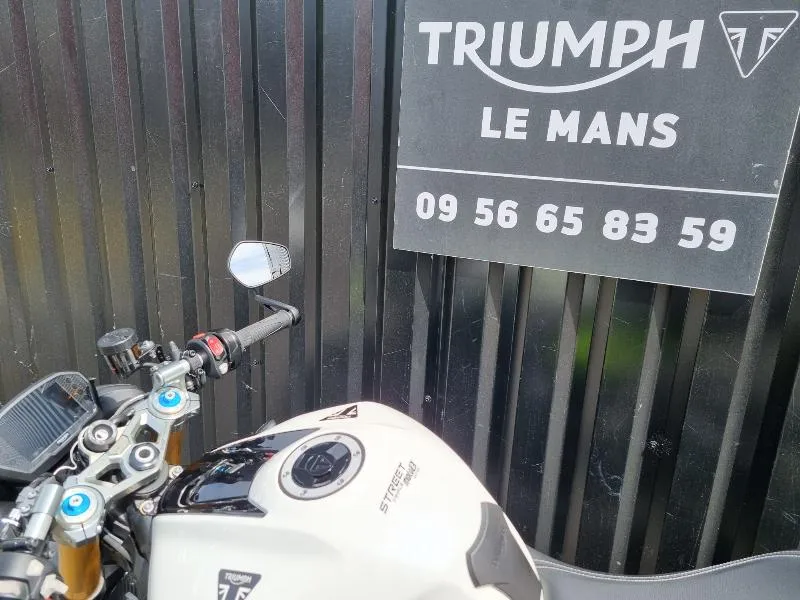 STREET TRIPLE 765 MOTO2 EDITION