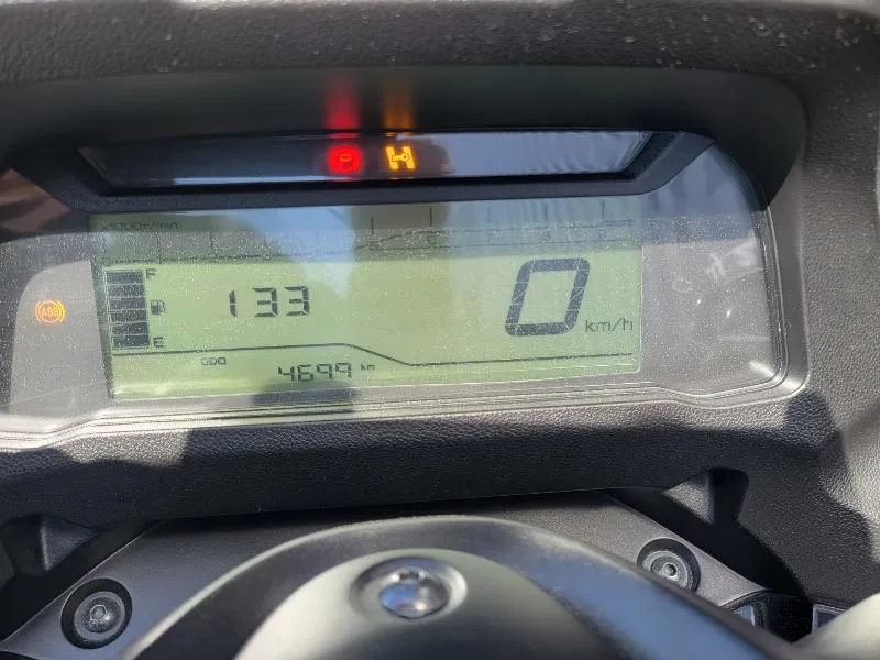 TRICITY 300