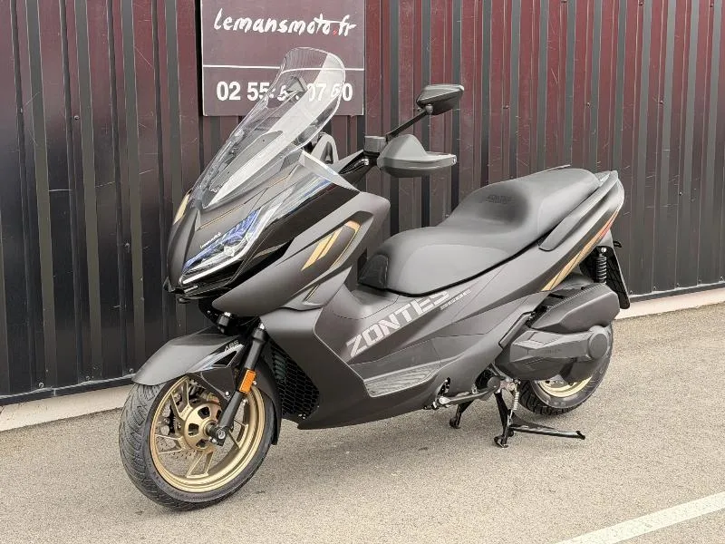 368 E