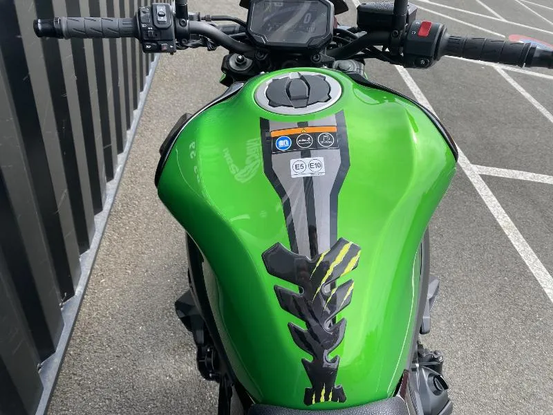 Z 900