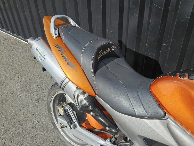 CB 600 F HORNET