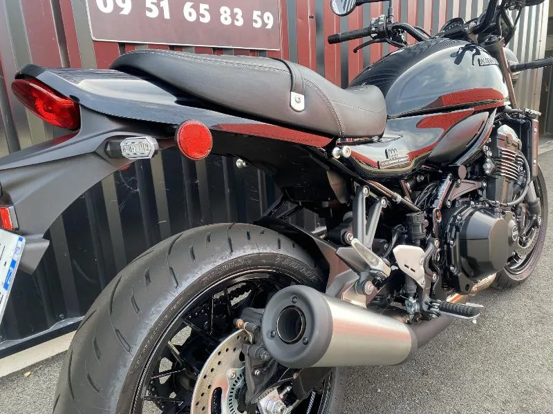 Z 900