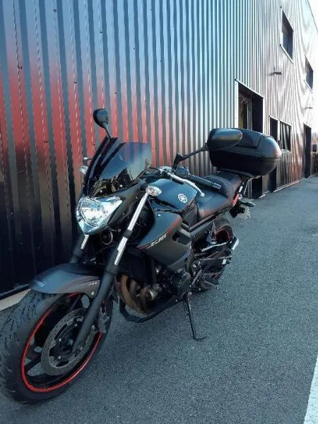 XJ6 