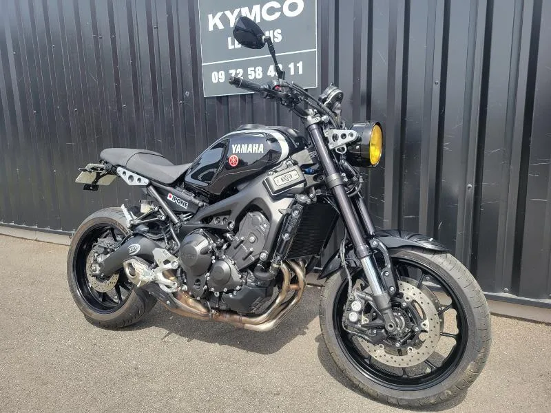 XSR 900