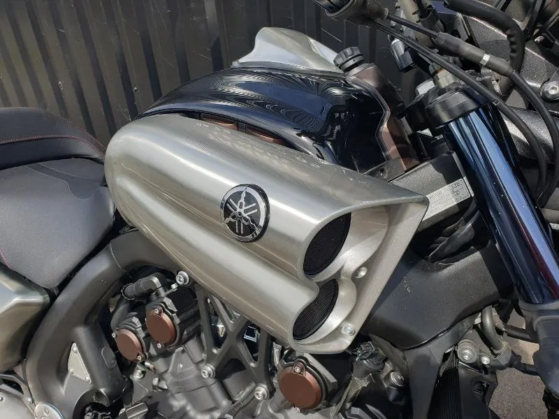 VMAX 1700