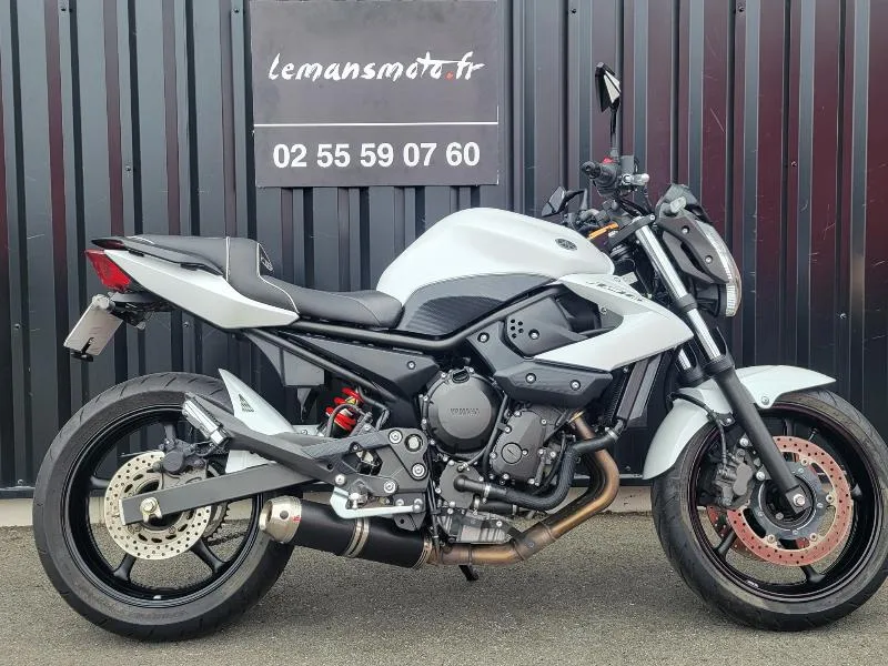 XJ6N