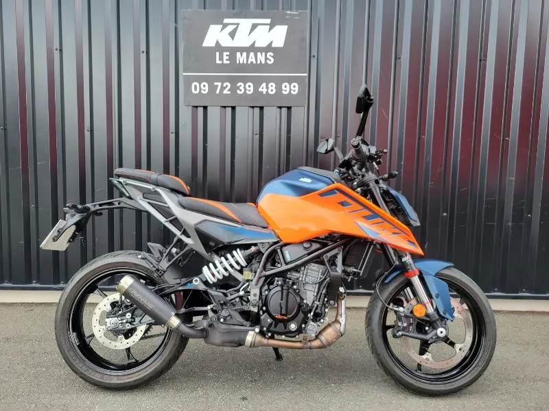 125 DUKE ABS