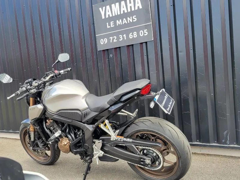 CB 650 R