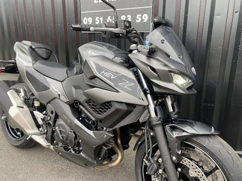 Z7 HYBRID 2025