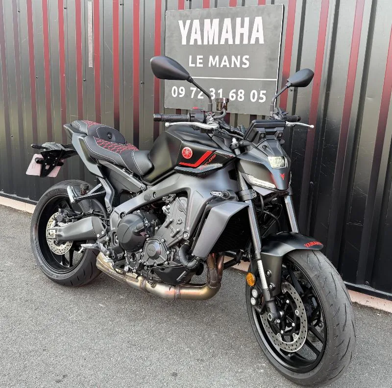 MT09