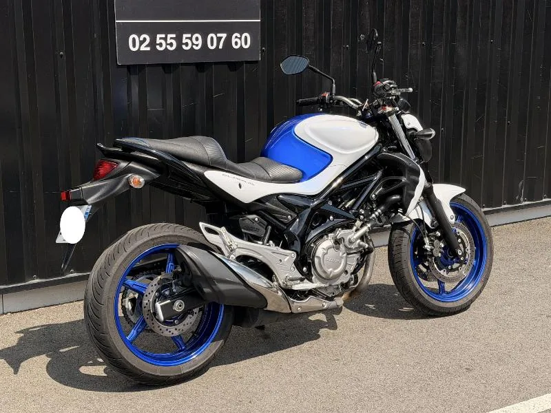 GLADIUS 650