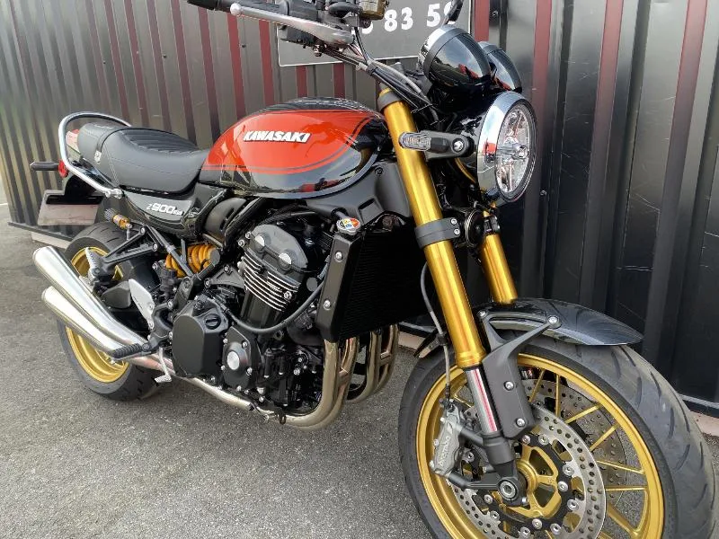 Z 900