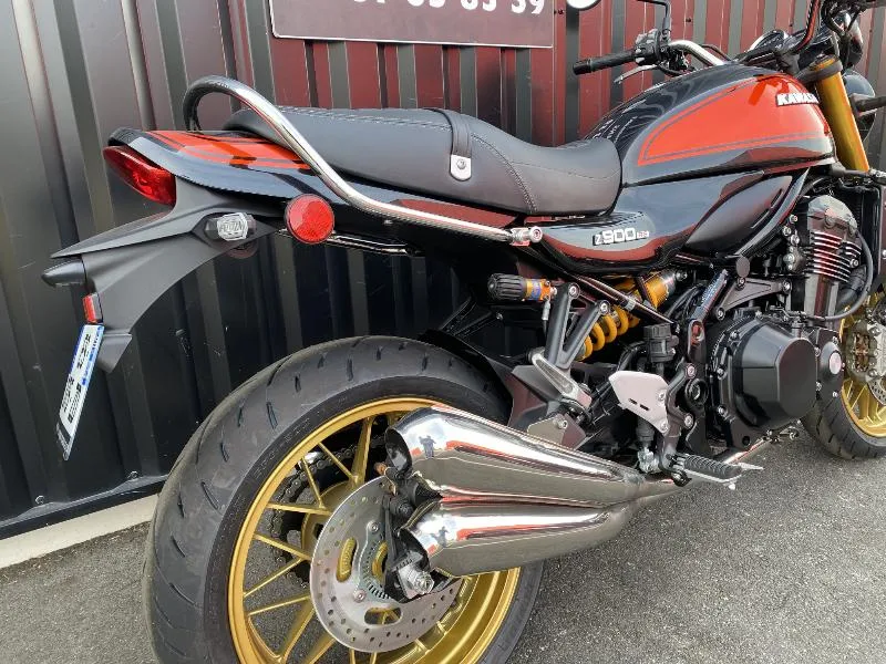 Z 900