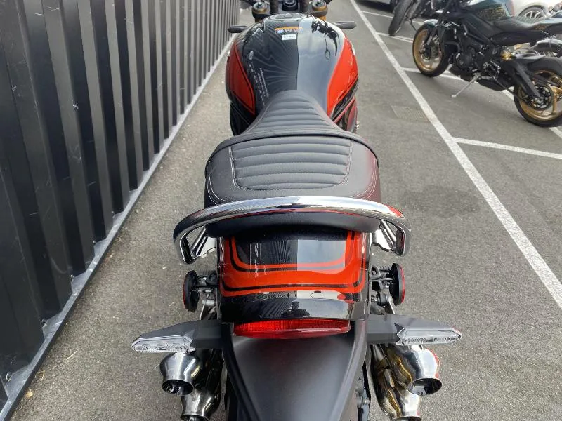 Z 900