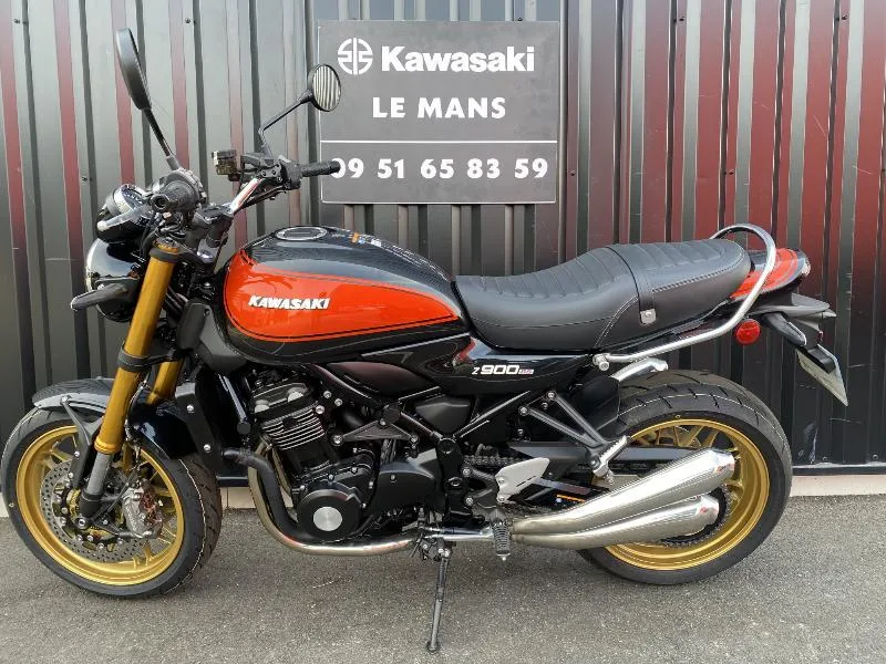 Z 900