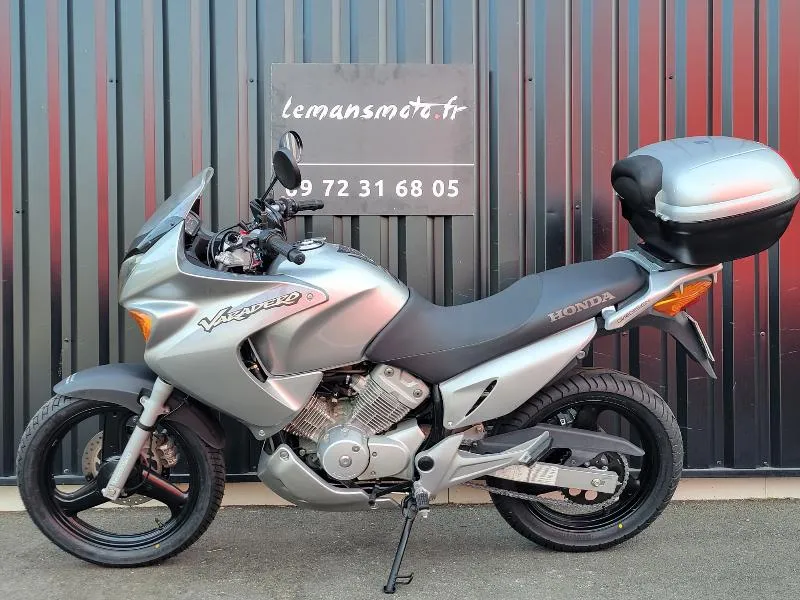 VARADERO 125