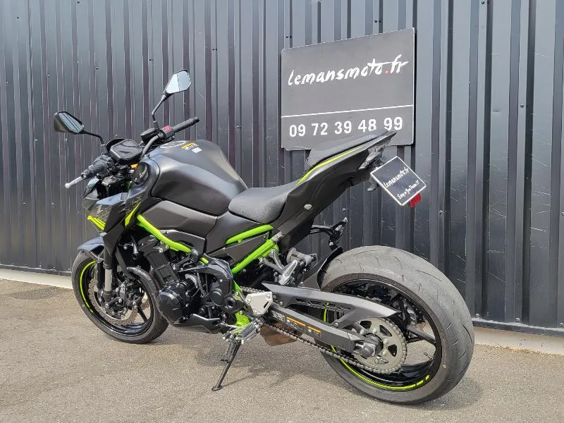 Z 900