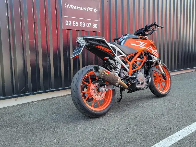 390 DUKE