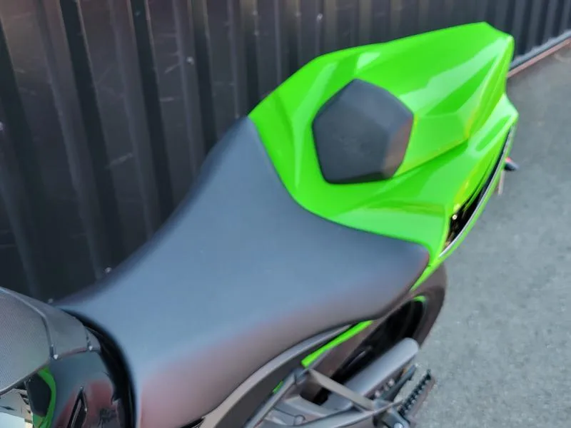 ZX10R