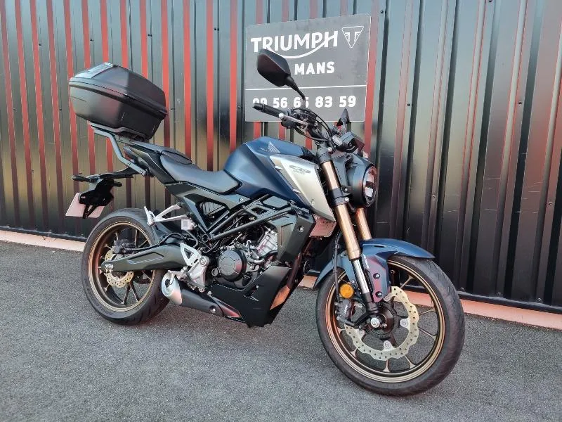 CB 125  R